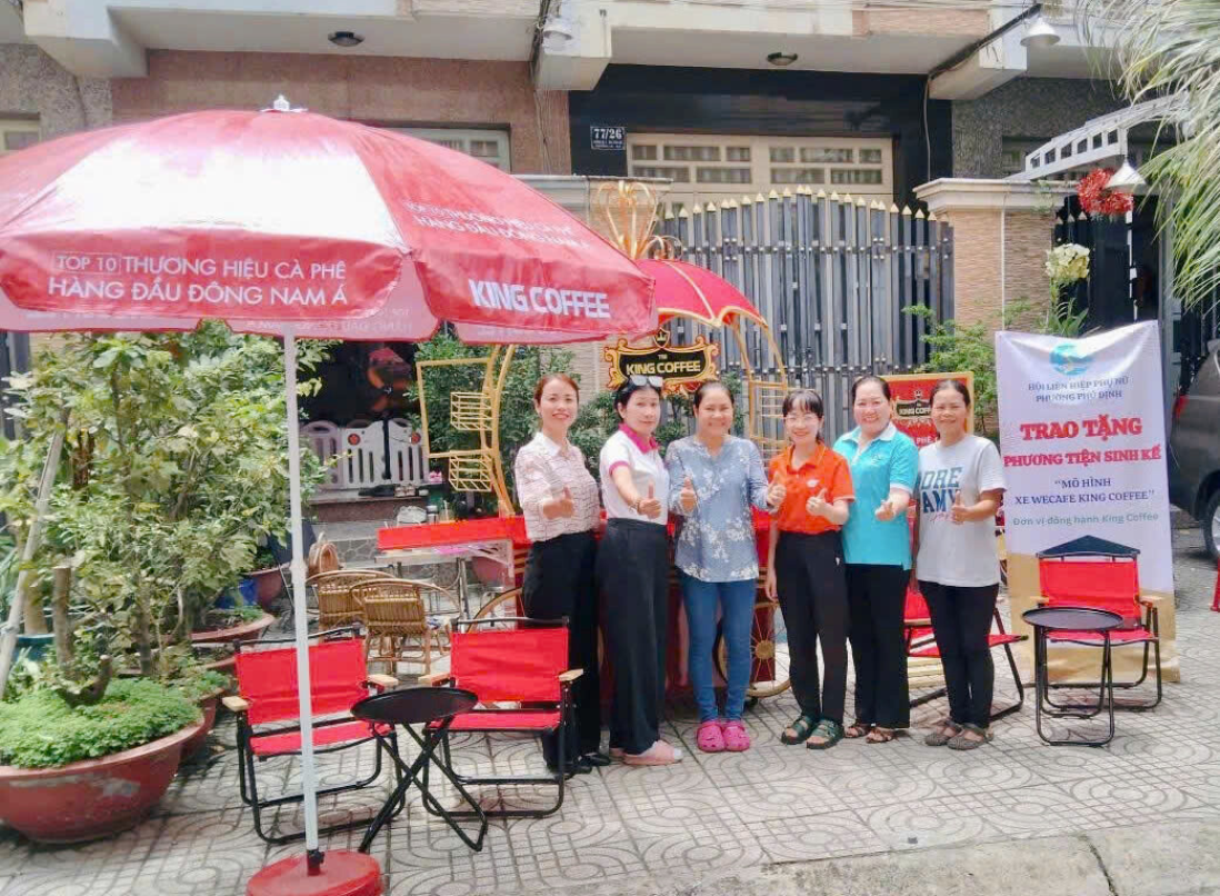 trao tặng xe we quận 8 đợt 3 4