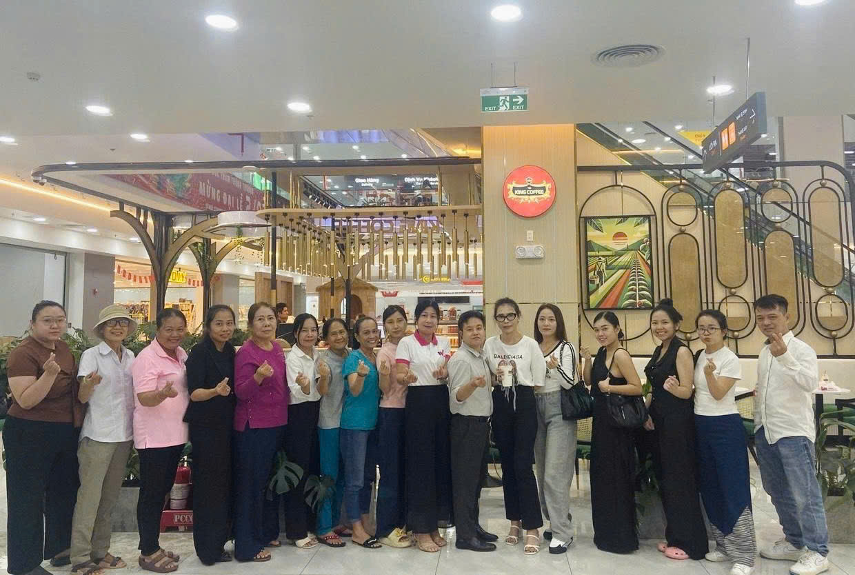 Trao tặng xe WE tháng 9 1
