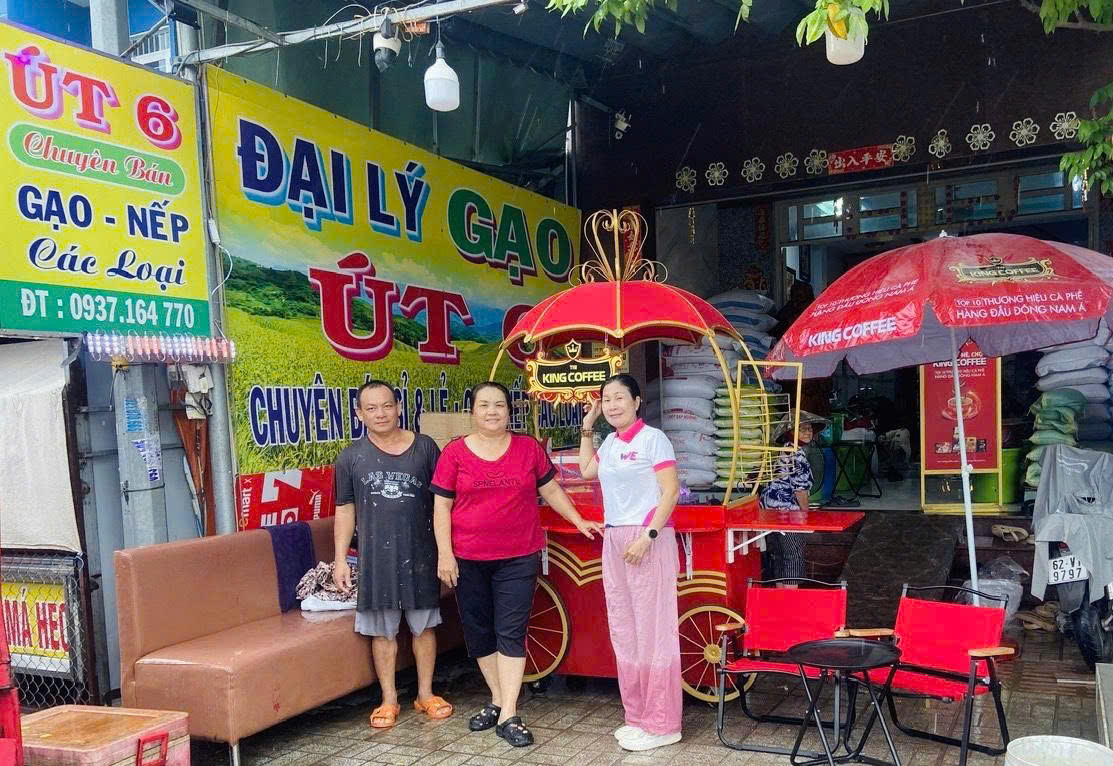 Trao tặng xe WE tháng 9 7