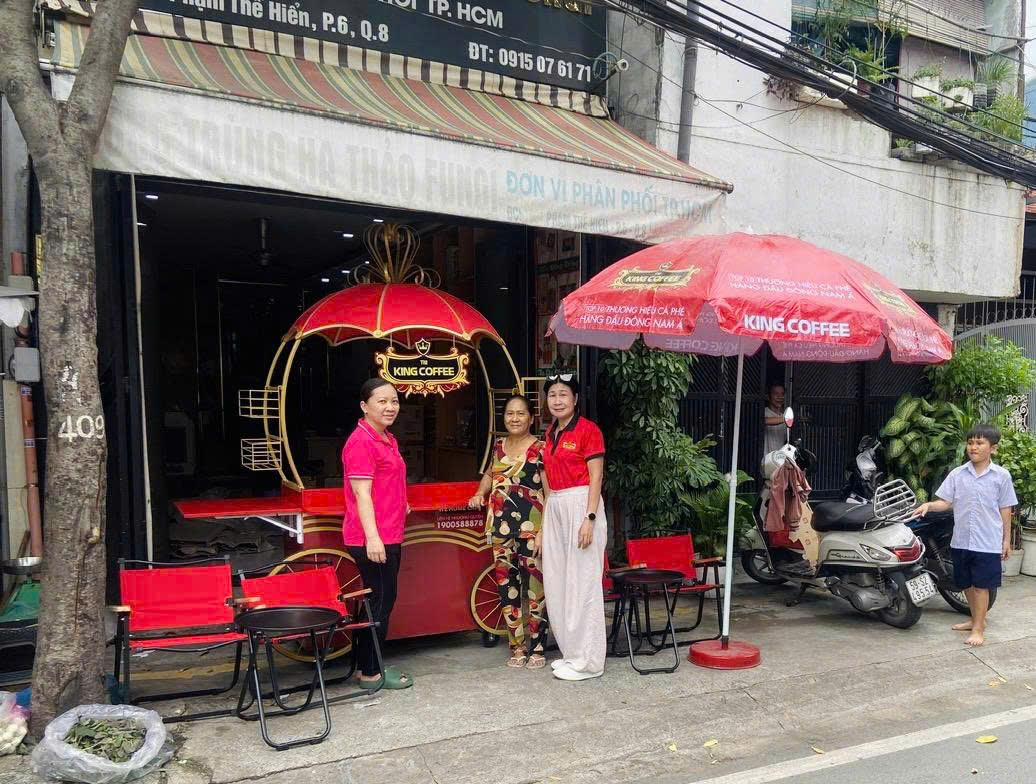 Trao tặng xe WE tháng 9 5