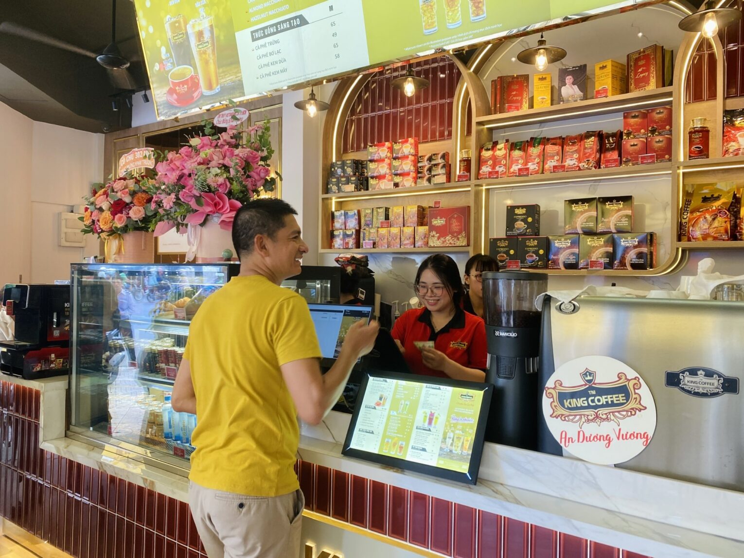 King Coffee An Dương Vương 4