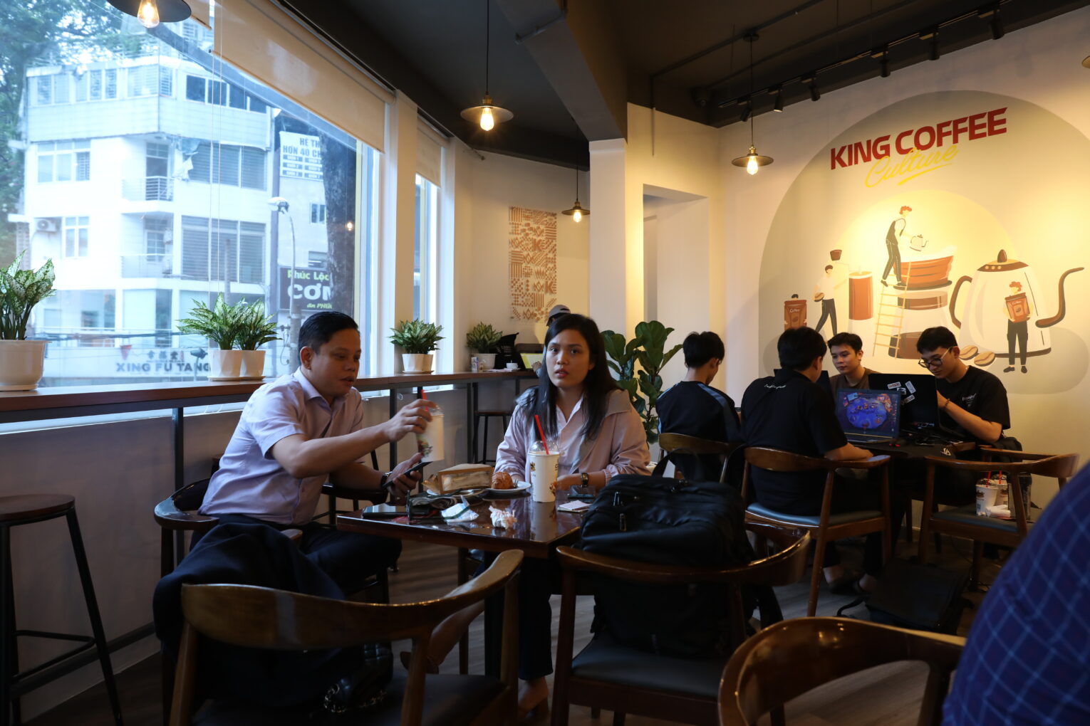 King Coffee An Dương Vương 8