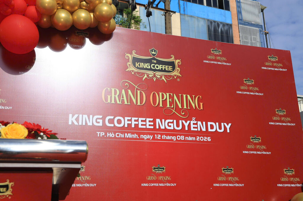 Khai trương King Coffee Nguyễn Duy 1