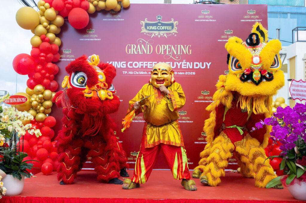 Khai trương King Coffee Nguyễn Duy 2